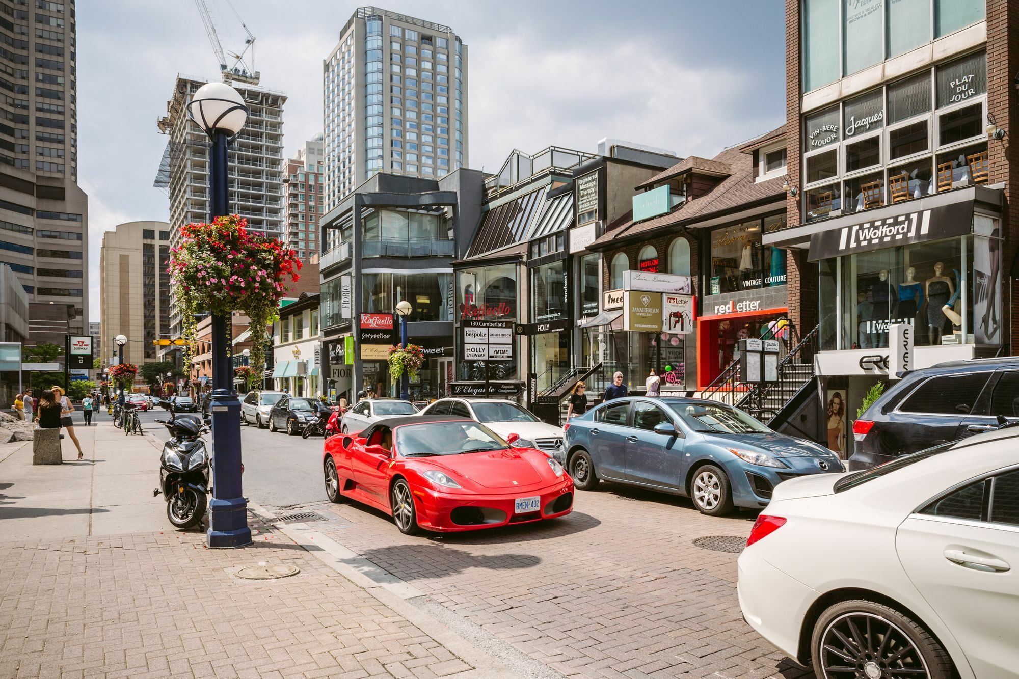 Quickstay - Classic & Trendy Yorkville Condo Toronto Exterior foto