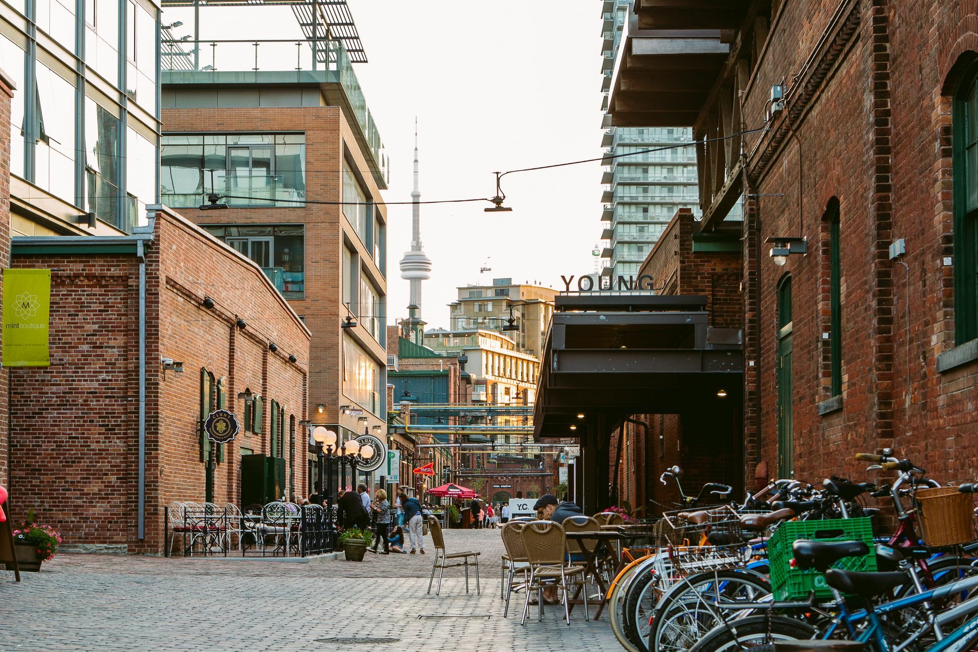 Quickstay - Classic & Trendy Yorkville Condo Toronto Exterior foto