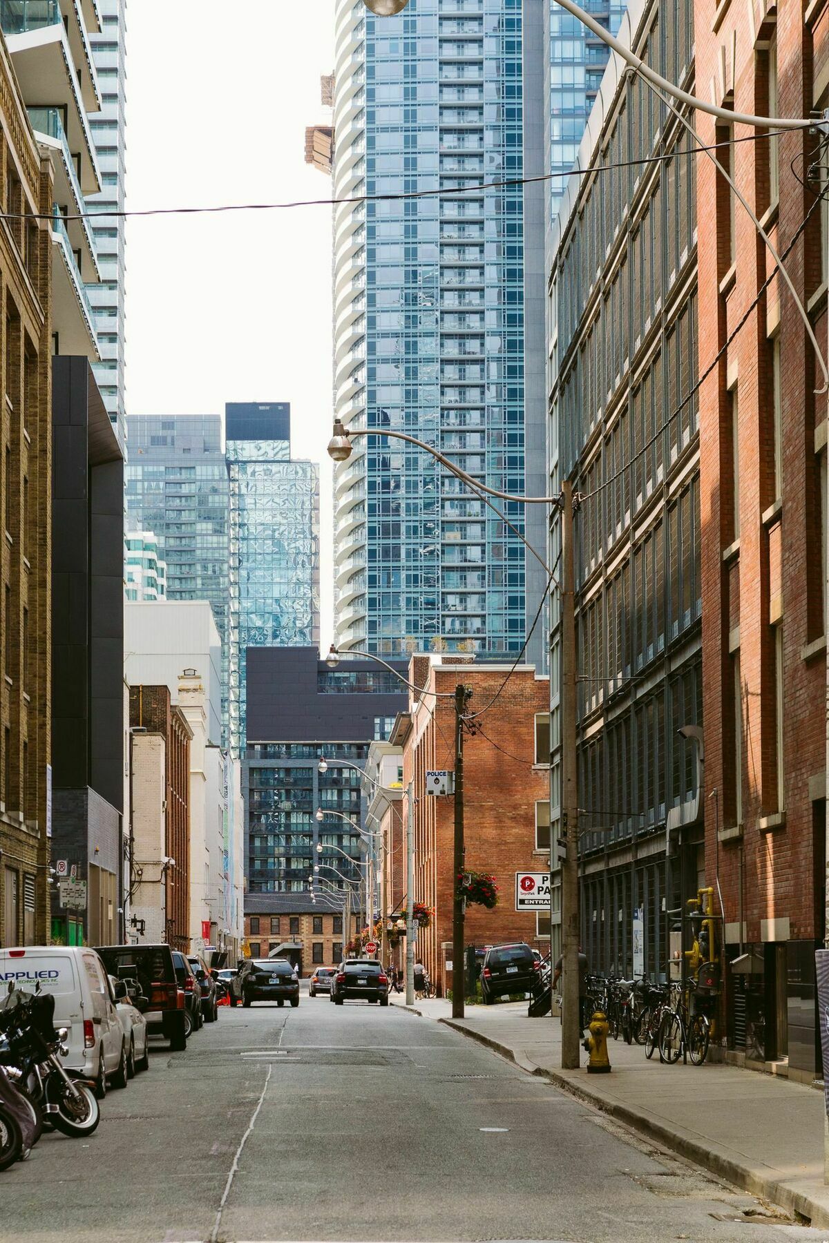 Quickstay - Classic & Trendy Yorkville Condo Toronto Exterior foto